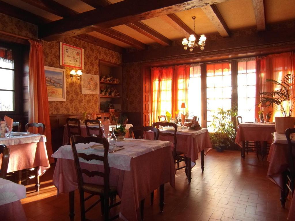 Maurs Hotel Restaurant Le Perigord מראה חיצוני תמונה