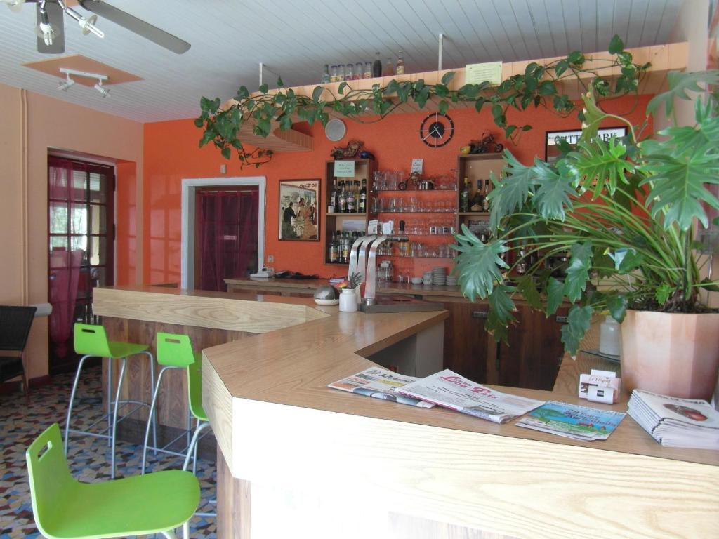 Maurs Hotel Restaurant Le Perigord מראה חיצוני תמונה